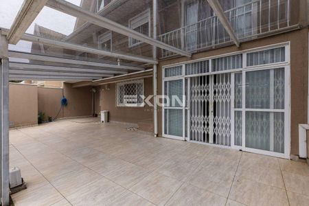 3_photo/94dce5d175.3ddf5e48fefe922b-ATLAS-1e1d2732-40ad-4b85-bb29-9aee98a1c5fd.jpg de casa à venda com 3 quartos, 155m² em Bacacheri, Curitiba