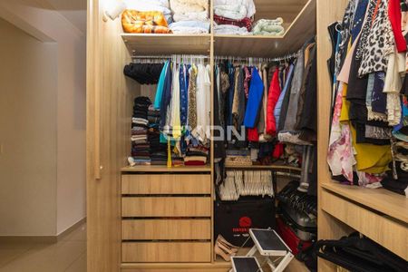 18_photo/94dce5d175.3ddf5e48fefe922b-ATLAS-5da0e1e9-800c-4c63-8294-4c2c4f8d094c.jpg de casa à venda com 3 quartos, 155m² em Bacacheri, Curitiba