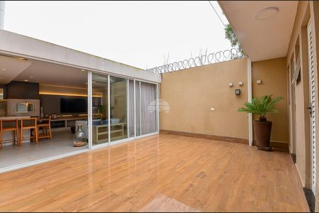 38_photo/94dce5d175.d55e4eeb4ab67c1f-ATLAS-3f0e2537-a044-4001-83b5-a0b5b3d454ee.jpg de casa à venda com 3 quartos, 187m² em Bacacheri, Curitiba