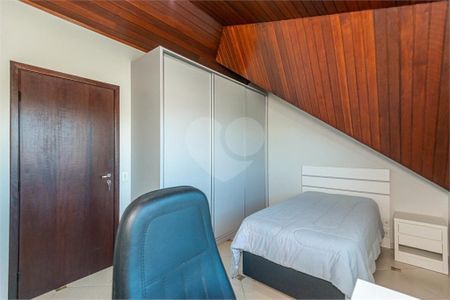 6_photo/94dce5d1c9.6bc6d6e3d41508d6-ATLAS-089cce2e-303b-464a-8a2e-503d7c48f9ef.jpg de casa à venda com 4 quartos, 150m² em Bacacheri, Curitiba