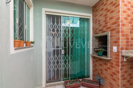 8_photo/94dce5d1c9.6bc6d6e3d41508d6-ATLAS-1bd4923e-690c-46e8-8d40-31fc1fa3b2ef.jpg de casa à venda com 4 quartos, 149m² em Bacacheri, Curitiba