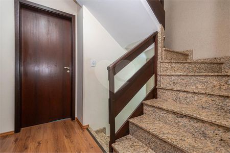 35_photo/94dce5d1c9.6bc6d6e3d41508d6-ATLAS-8d5f28bb-50f2-4159-a09c-3df2fed69f01.jpg de casa à venda com 4 quartos, 150m² em Bacacheri, Curitiba