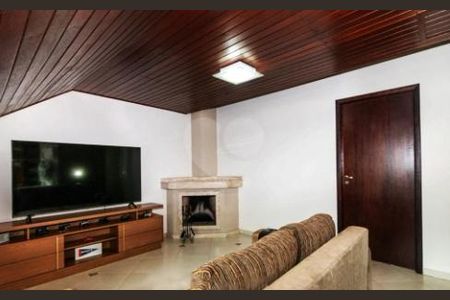 19_photo/94dce5d1cd.3e6957092a4c223d-ATLAS-94cbef5a-6d4b-40e2-8d1c-6717c7998e96.jpg de casa à venda com 4 quartos, 150m² em Bacacheri, Curitiba