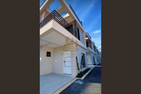 3_photo/94dce5d1db.32d3cee88d6adeff-ATLAS-f1976af6-d78a-4bbd-a7af-a7ed1dcb3270.jpg de casa à venda com 3 quartos, 184m² em Bacacheri, Curitiba