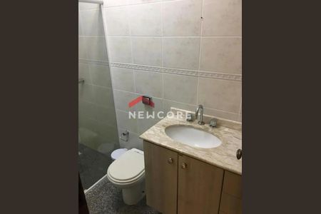 2_photo/94dce5d247.93b8fa184532727f-ATLAS-2730e3f7-a44e-4838-a98f-2b63bca8dfef.jpg de casa à venda com 3 quartos, 160m² em Bacacheri, Curitiba