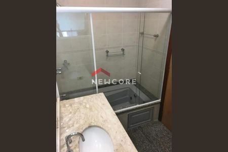 4_photo/94dce5d247.93b8fa184532727f-ATLAS-32a1dfbd-1ffb-47d9-a7d4-60339dbb1f0b.jpg de casa à venda com 3 quartos, 160m² em Bacacheri, Curitiba