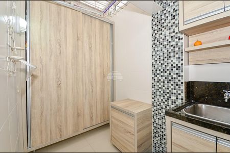 2_photo/94dce5d24d.72cc55da13c48830-ATLAS-1b2de241-4469-482a-b600-ea96cbb2bdf6.jpg de casa à venda com 3 quartos, 145m² em Bacacheri, Curitiba