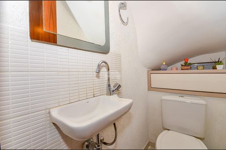 4_photo/94dce5d24d.72cc55da13c48830-ATLAS-22beb0a9-4c9f-4c07-81ff-a321393c2c34.jpg de casa à venda com 3 quartos, 145m² em Bacacheri, Curitiba