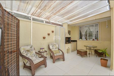 7_photo/94dce5d24d.72cc55da13c48830-ATLAS-28dc6ac6-9f62-4368-9737-a3a6cdbed86d.jpg de casa à venda com 3 quartos, 145m² em Bacacheri, Curitiba