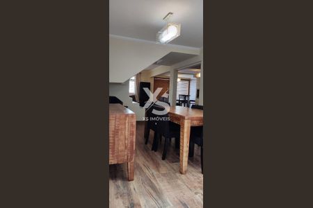 6_photo/94dce5d25f.ceff8192393c33de-ATLAS-4d8fa0ad-4c06-4fb2-b0cd-3e2828c54c94.jpg de casa à venda com 3 quartos, 160m² em Bacacheri, Curitiba