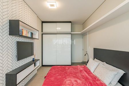 13_photo/94dce5d2f3.4de0ba0037119146-ATLAS-1e1e6d50-87bd-48b6-b9cc-df53e4ff46f9.jpg de apartamento à venda com 3 quartos, 235m² em Cabral, Curitiba