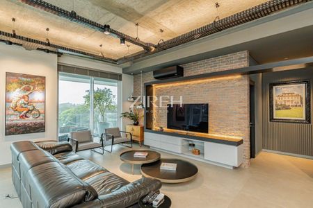 2_photo/94dce5d2f3.4de0ba0037119146-ATLAS-bac9d32d-9aab-46da-bbc6-42e0cee68d94.jpg de apartamento à venda com 3 quartos, 235m² em Cabral, Curitiba