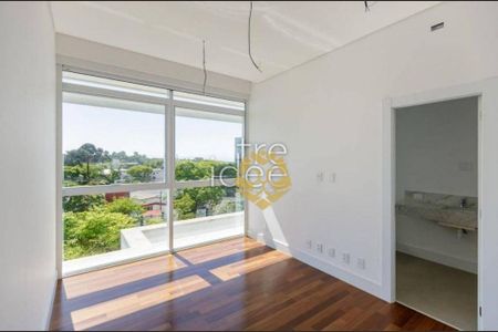 2_photo/94dce5d2f3.644da71ab9fc96d8-ATLAS-1f67a805-578a-424b-9b9c-2c0c9ae9a743.jpg de apartamento à venda com 3 quartos, 235m² em Cabral, Curitiba