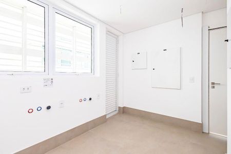 6_photo/94dce5d2f3.644da71ab9fc96d8-ATLAS-c84c08be-b33a-4cd7-806b-a04004694f6f.jpg de apartamento à venda com 3 quartos, 235m² em Cabral, Curitiba