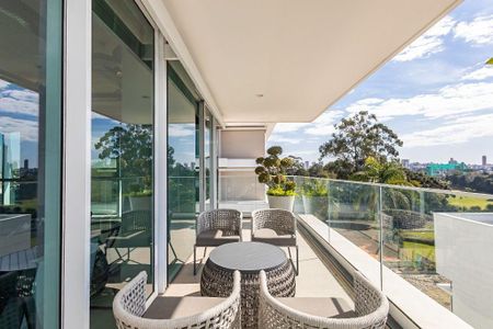 2_photo/94dce5d2f3.8a7a0d8847acb109-ATLAS-2dbaeaa8-5776-42bb-923b-e624c5857834.jpg de apartamento à venda com 3 quartos, 235m² em Cabral, Curitiba