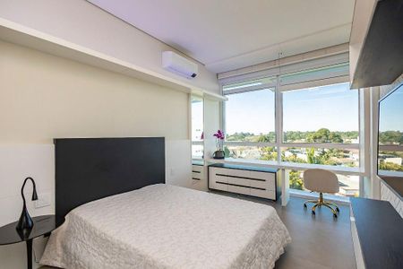 23_photo/94dce5d2f3.8a7a0d8847acb109-ATLAS-71d48b2d-df63-4331-838d-5f05c6c8ba18.jpg de apartamento à venda com 3 quartos, 235m² em Cabral, Curitiba