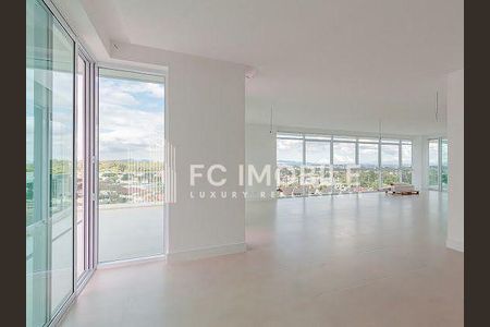 3_photo/94dce5d2f3.c2d0365adcb3b71c-ATLAS-0d037024-670b-4a6c-92a8-bd8e77d25a2d.jpg de apartamento à venda com 4 quartos, 363m² em Cabral, Curitiba