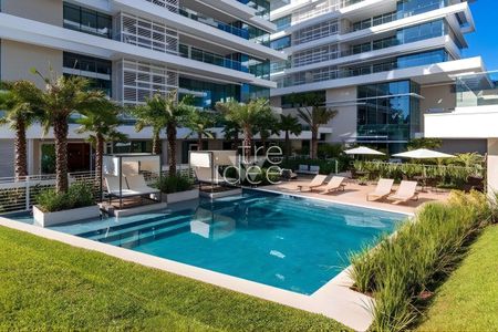 7_photo/94dce5d2f3.c2d0365adcb3b71c-ATLAS-37b0c6d0-0feb-4030-a171-081a1a771b3f.jpg de apartamento à venda com 3 quartos, 235m² em Cabral, Curitiba