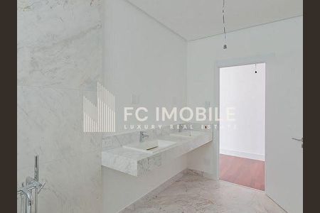 9_photo/94dce5d2f3.c2d0365adcb3b71c-ATLAS-388914e2-516a-475b-afd8-0b15cd6cd402.jpg de apartamento à venda com 4 quartos, 363m² em Cabral, Curitiba