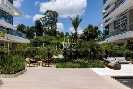 14_photo/94dce5d2f3.c2d0365adcb3b71c-ATLAS-7c455b3a-c8e3-4c4f-8eae-763f9f15ad8f.jpg de apartamento à venda com 3 quartos, 235m² em Cabral, Curitiba