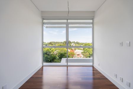 8_photo/94dce5d2f3.d606bb3af91a4b5b-ATLAS-510a1fdf-e043-4139-ac01-8772f1109c43.jpg de apartamento à venda com 3 quartos, 235m² em Cabral, Curitiba