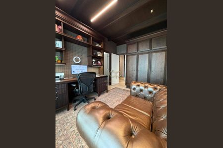 12_photo/94dce5d2f3.eb77e516913e8b8e-ATLAS-67bc95c1-855f-40ae-bf4d-c84d68b4f22c.jpg de apartamento à venda com 3 quartos, 235m² em Cabral, Curitiba