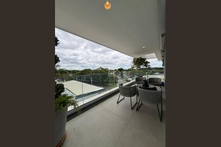 18_photo/94dce5d2f3.eb77e516913e8b8e-ATLAS-97fcebd4-1f61-459d-8fc4-d9f98bb9c912.jpg de apartamento à venda com 3 quartos, 235m² em Cabral, Curitiba