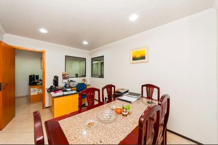 46_photo/94dce5d307.ceff8192393c33de-ATLAS-337f4f5f-a0bb-40e2-92ce-55ecad1a2b49.jpg de casa à venda com 3 quartos, 416m² em Bacacheri, Curitiba