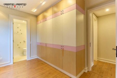 38_photo/94dce5d359.bc2625db7da5e859-ATLAS-952b3391-e2e1-404f-bc27-0ae6043a99b2.jpg de apartamento para alugar com 4 quartos, 226m² em Cabral, Curitiba