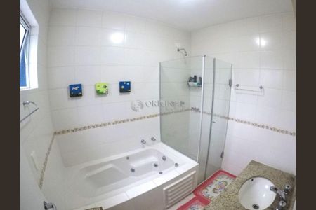 2_photo/94dce5d385.953885681833e7d2-ATLAS-bab063fb-31b6-4ecd-892d-ed81f63b09bd.jpg de casa à venda com 3 quartos, 110m² em Bacacheri, Curitiba