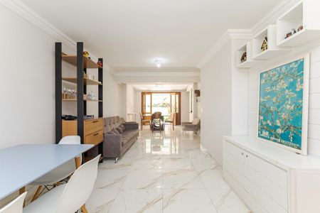 5_photo/94dce5d48d.28f6ec5d72603be5-ATLAS-2ab88f57-d275-4df7-adc0-40fde69aec9c.jpg de casa à venda com 4 quartos, 147m² em Bacacheri, Curitiba