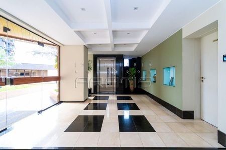 7_photo/94dce5d4ad.7e7e0caf2581e0bf-ATLAS-6efdcfb7-e66c-43c1-8839-cfdb020fb8a6.jpg de apartamento à venda com 4 quartos, 229m² em Bacacheri, Curitiba