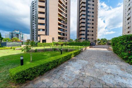 3_photo/94dce5d4ad.7e7e0caf2581e0bf-ATLAS-d8feebda-0961-4356-9a4f-f9f2d4b22daa.jpg de apartamento à venda com 4 quartos, 229m² em Bacacheri, Curitiba