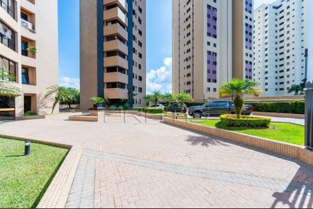 4_photo/94dce5d4ad.7e7e0caf2581e0bf-ATLAS-e0e7c45d-b735-4d65-88a4-bdcc0f735d67.jpg de apartamento à venda com 4 quartos, 229m² em Bacacheri, Curitiba