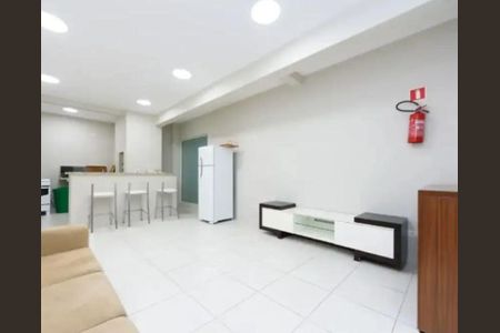 7_photo/94dce5d587.445c0bca81181d7a-ATLAS-a6a6b843-2ee9-430c-84d5-2b81d3ecfe27.jpg de apartamento à venda com 2 quartos, 72m² em Bacacheri, Curitiba