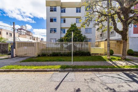 3_photo/94dce5d5fb.ceff8192393c33de-ATLAS-a9a9fee7-e27f-4f46-95d7-f6d68e6a9c22.jpg de apartamento à venda com 3 quartos, 96m² em Bacacheri, Curitiba