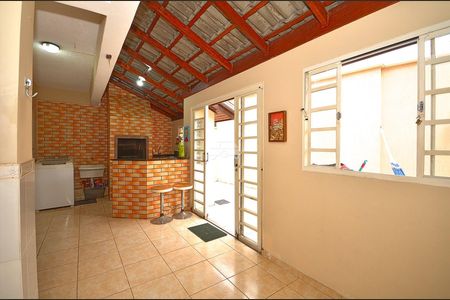12_photo/94dce5d877.358915be0f21f955-ATLAS-faec3c10-66d6-4863-8ccf-d6f69e9ea1ea.jpg de casa à venda com 3 quartos, 125m² em Bacacheri, Curitiba