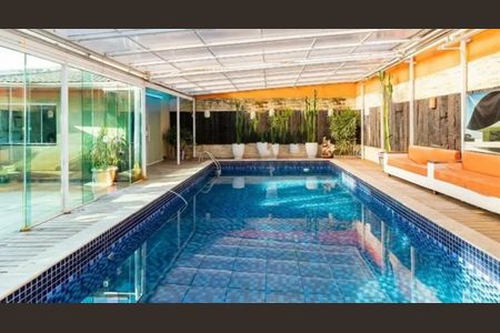 4_photo/94dce5d895.1463d70521bc8e9f-ATLAS-364d3fa8-a3df-4b4d-a494-1906b47b9608.jpg de casa à venda com 5 quartos, 448m² em Bacacheri, Curitiba