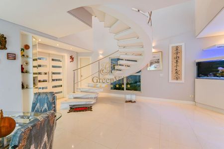 6_photo/94dce5e0bf.ceff8192393c33de-ATLAS-24f03d32-656f-478b-ba8d-3579e087fcaa.jpg de casa à venda com 3 quartos, 284m² em Bacacheri, Curitiba