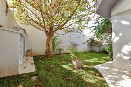 29_photo/94dce5e0bf.ceff8192393c33de-ATLAS-63e6930e-7619-4e95-be8f-74c233f5c9ea.jpg de casa à venda com 3 quartos, 284m² em Bacacheri, Curitiba