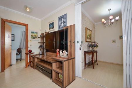 31_photo/94dce5e363.8ae1cb5ed2a1280b-ATLAS-8e5b5885-b779-4243-a3f0-eb32f4b85de5.jpg de casa à venda com 4 quartos, 276m² em Bacacheri, Curitiba