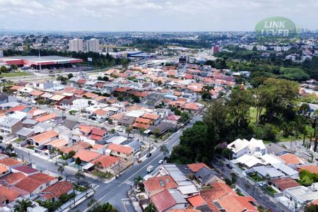 9_photo/94dce5e3a1.3714cccd63f8fe2d-ATLAS-52df7dee-fc7e-4a7b-9b78-589cde5b4d9b.jpg de casa à venda com 3 quartos, 247m² em Bacacheri, Curitiba