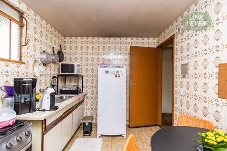 9_photo/94dce5e3a1.3714cccd63f8fe2d-ATLAS-754eab2c-71dd-46ae-ba52-656d2b38b44a.jpg de casa à venda com 3 quartos, 247m² em Bacacheri, Curitiba