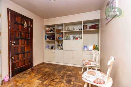 8_photo/94dce5e3a1.3714cccd63f8fe2d-ATLAS-a7bcae1b-2705-45a1-9f95-d7e715d59461.jpg de casa à venda com 3 quartos, 247m² em Bacacheri, Curitiba