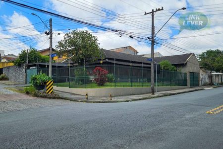 25_photo/94dce5e3a1.3714cccd63f8fe2d-ATLAS-b725305e-b855-4555-aeda-62e5b2e535cf.jpg de casa à venda com 3 quartos, 247m² em Bacacheri, Curitiba