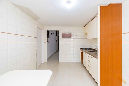 2_photo/94dce5e3df.16787a6ea0be7e8a-ATLAS-29e90c98-afea-429e-8db4-a55cdffd7410.jpg de casa à venda com 4 quartos, 231m² em Bacacheri, Curitiba