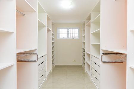 3_photo/94dce5e3df.16787a6ea0be7e8a-ATLAS-67f28dc5-da9c-4bac-b345-b89c77111af7.jpg de casa à venda com 4 quartos, 231m² em Bacacheri, Curitiba