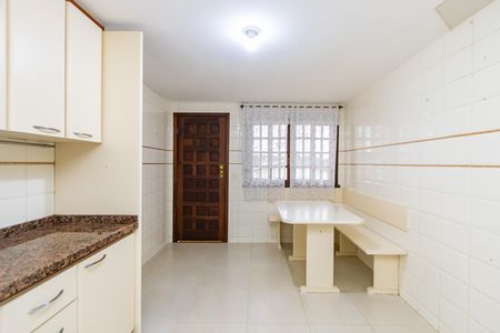 9_photo/94dce5e3df.16787a6ea0be7e8a-ATLAS-a632c1dc-cfd9-4982-91c0-6702cc143541.jpg de casa à venda com 4 quartos, 231m² em Bacacheri, Curitiba