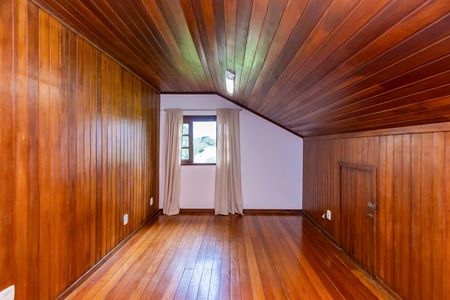 8_photo/94dce5e3df.16787a6ea0be7e8a-ATLAS-ca74b1a4-3473-43a4-8ee4-4d3a797ba236.jpg de casa à venda com 4 quartos, 231m² em Bacacheri, Curitiba