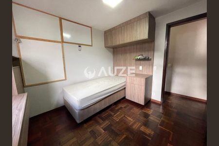 8_photo/94dce5e44f.dc8bbd111761e841-ATLAS-8084fadd-387e-4e08-b02e-f84c0256c7d2.jpg de casa à venda com 3 quartos, 140m² em Bacacheri, Curitiba